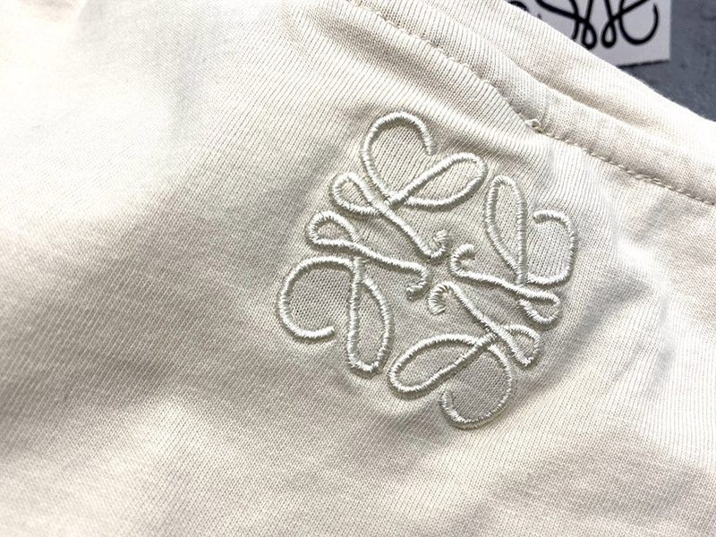 春もの新作 ロエベ コットン アナグラムTシャツ スーパーコピー low41681